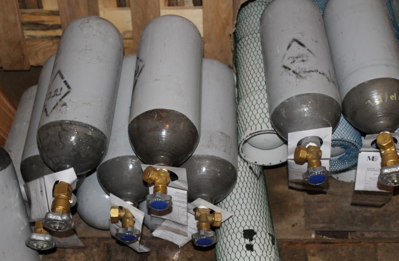 Поверочные газовые смеси (ПГС)